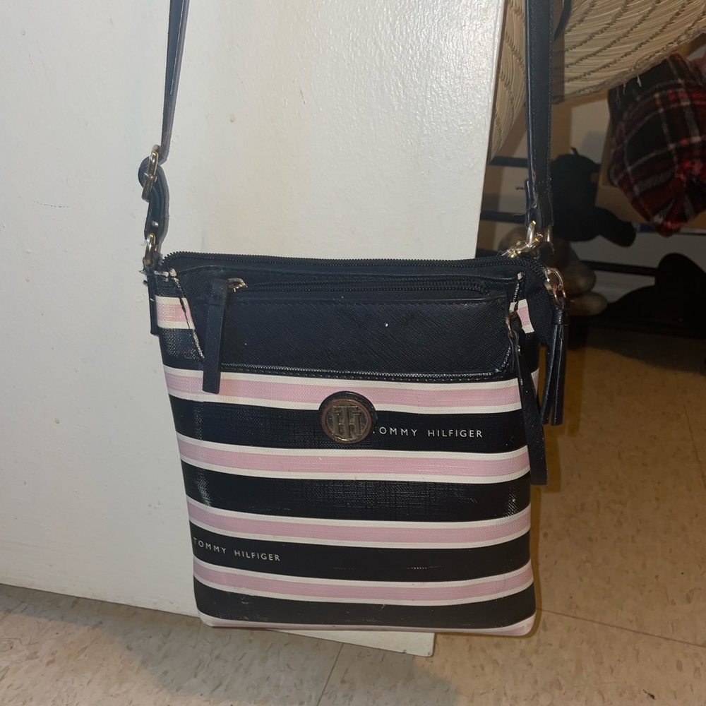Tommy Hilfiger crossbody bag